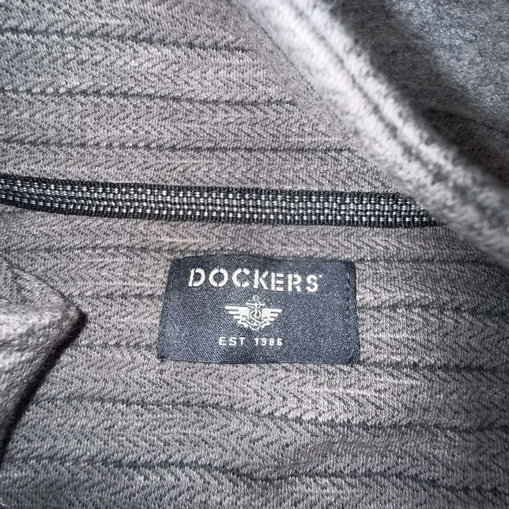 Dockers Men's Quarter Zip Regular Fit Textured Fabric Pullover